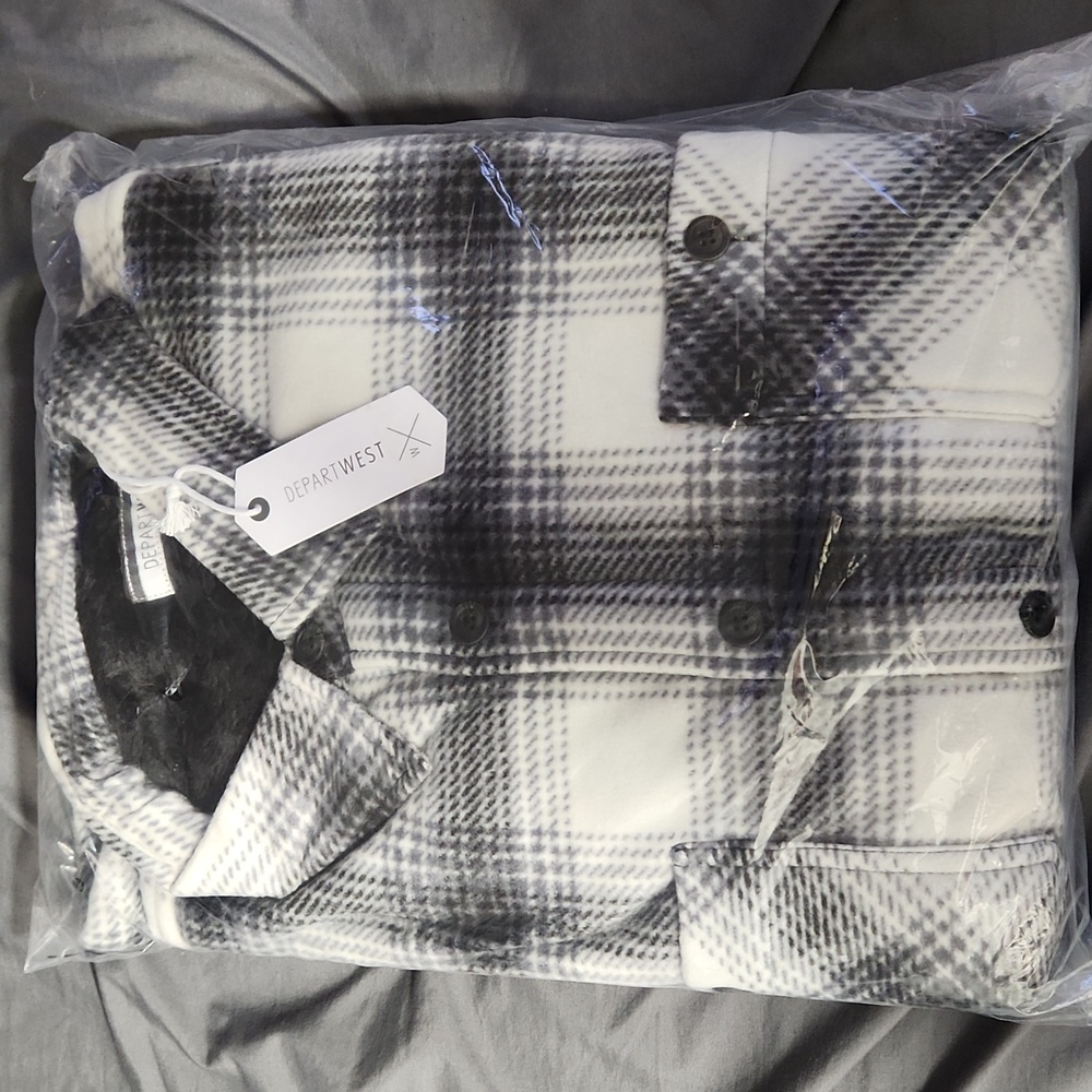 Depart West Flannel Jacket. XL. Brand new.